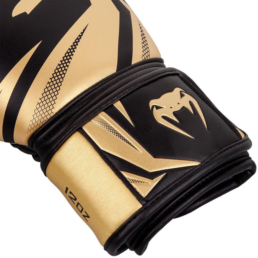 Перчатки боксерские Venum Challenger 3.0 Black/Gold 01167