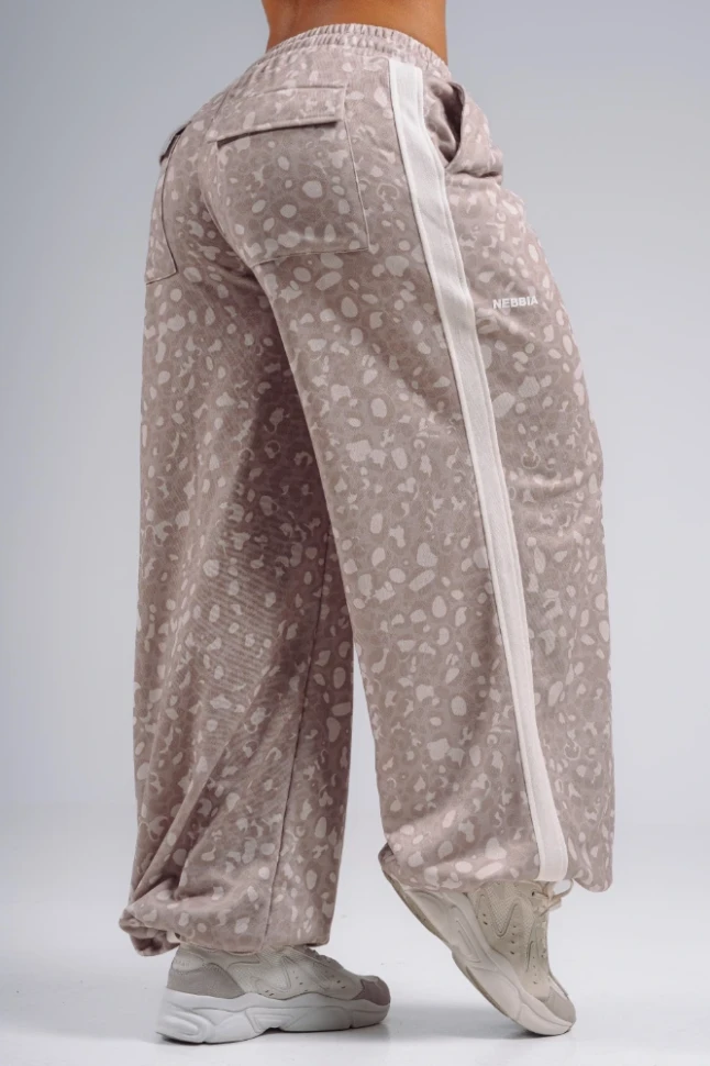 Брюки Nebbia Baggy Leopard Sweatpants PRIMAL 865 Cream