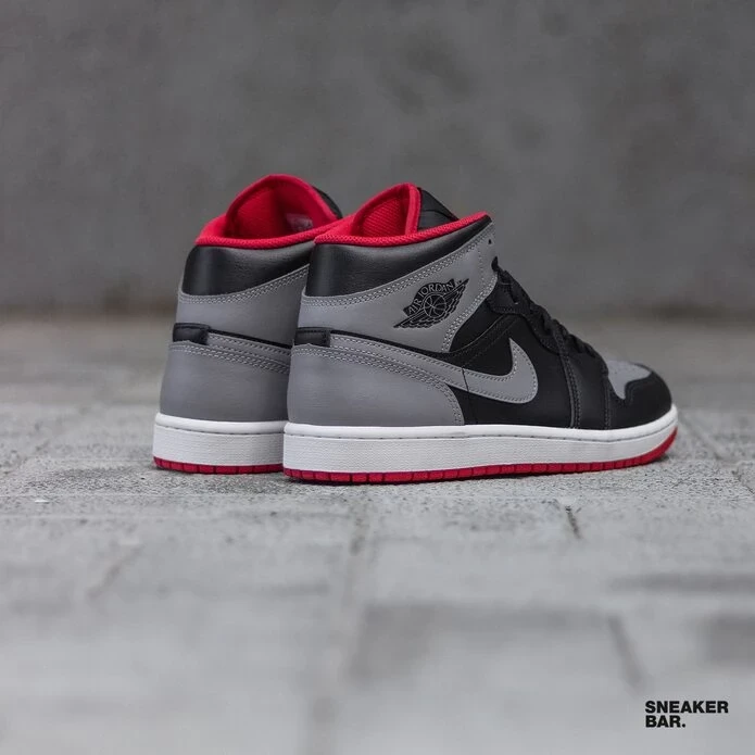 Кроссовки Nike AIR JORDAN 1 MID DQ8426-006