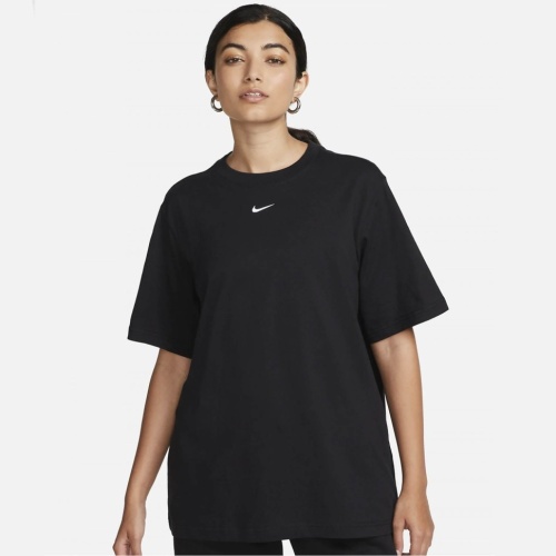 Футболка Nike Sportswear Essential FD4149-010
