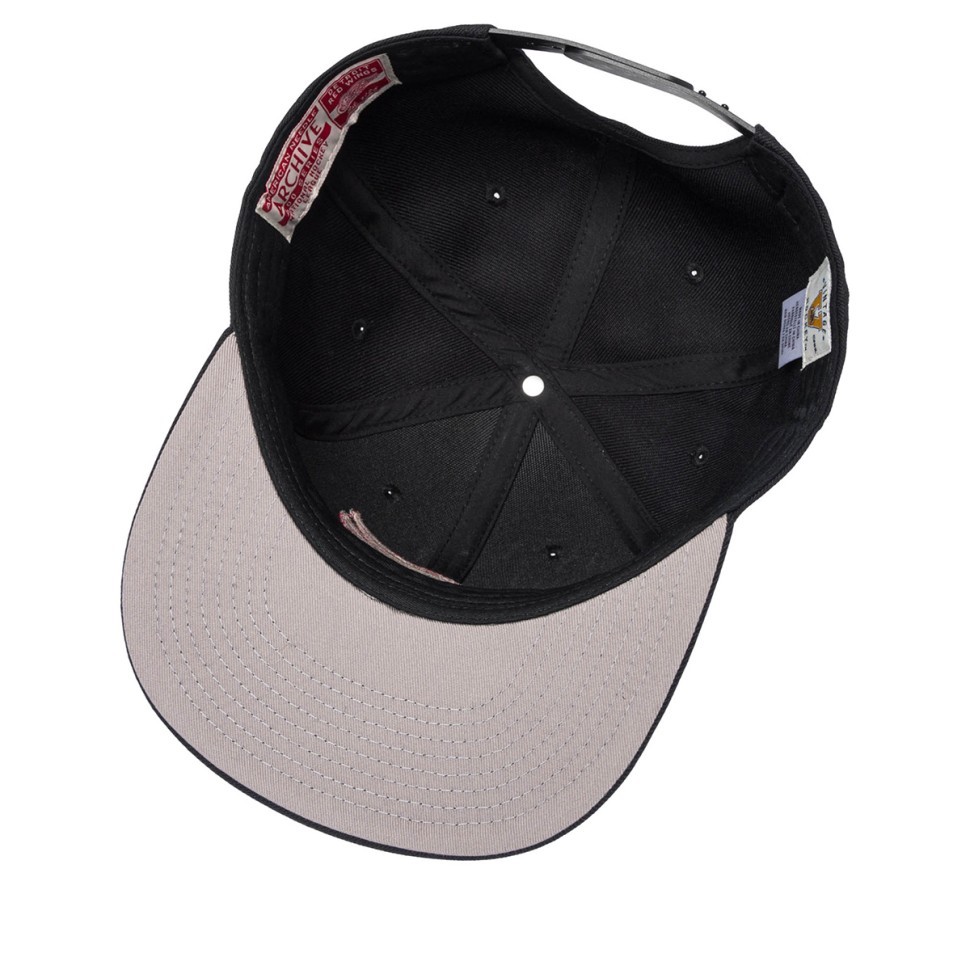 Бейсболка AMERICAN NEEDLE 21006A-DRW Detroit Red Wings Archive 400 NHL (черный) 06-854-09-00