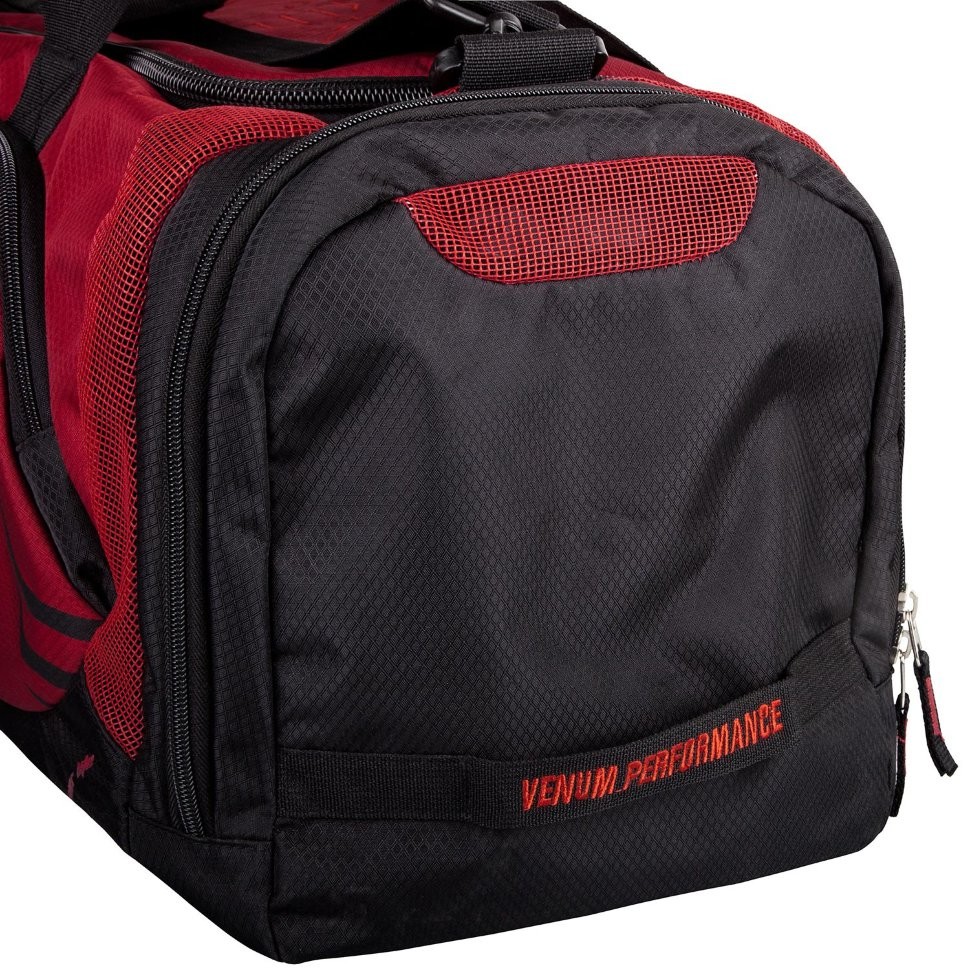 Сумка Venum Trainer Lite Sport Bag - Red 100041