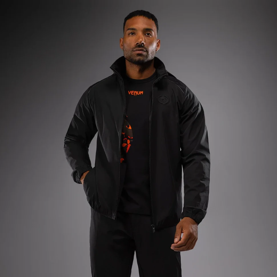 Ветровка Venum Cargo Light Aero Track Jackets - Black Ven05588-001