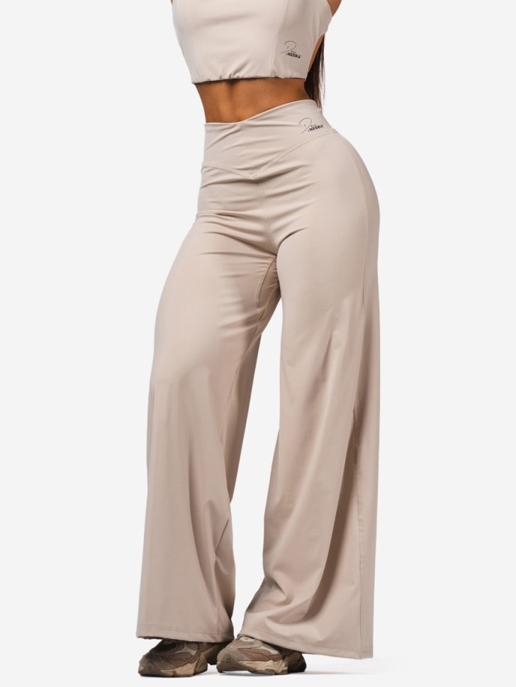 Брюки Nebbia Deni x NEBBIA High-waist Flared Pants 312 cream