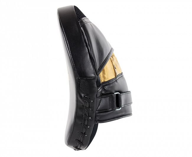 Лапы Adidas Training Curved Focus Mitt Short черно-золотые adiSBAC01