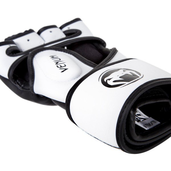 Перчатки MMA Venum Undisputed Gloves - Nappa Leather Black 10042