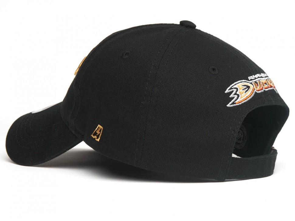 Бейсболка ATRIBUTIKA & CLUB Anaheim Ducks, черн. 31219