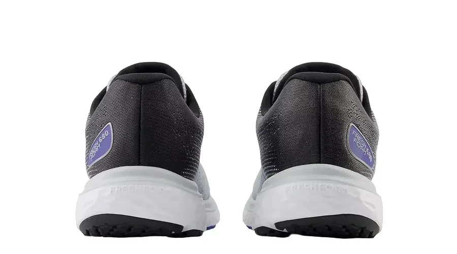 Кроссовки New Balance M680WN7