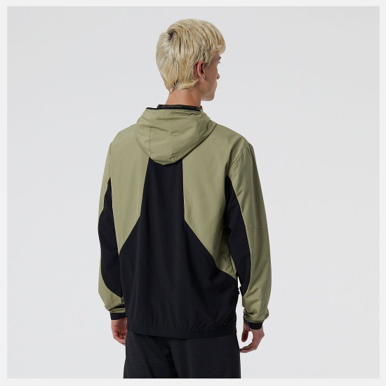 Ветровка New Balance MJ21044/OLF