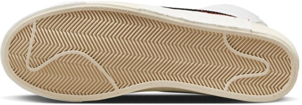 Кроссовки Nike Blazer Mid '77 Pro Club White Light Bone Black DQ7673-100