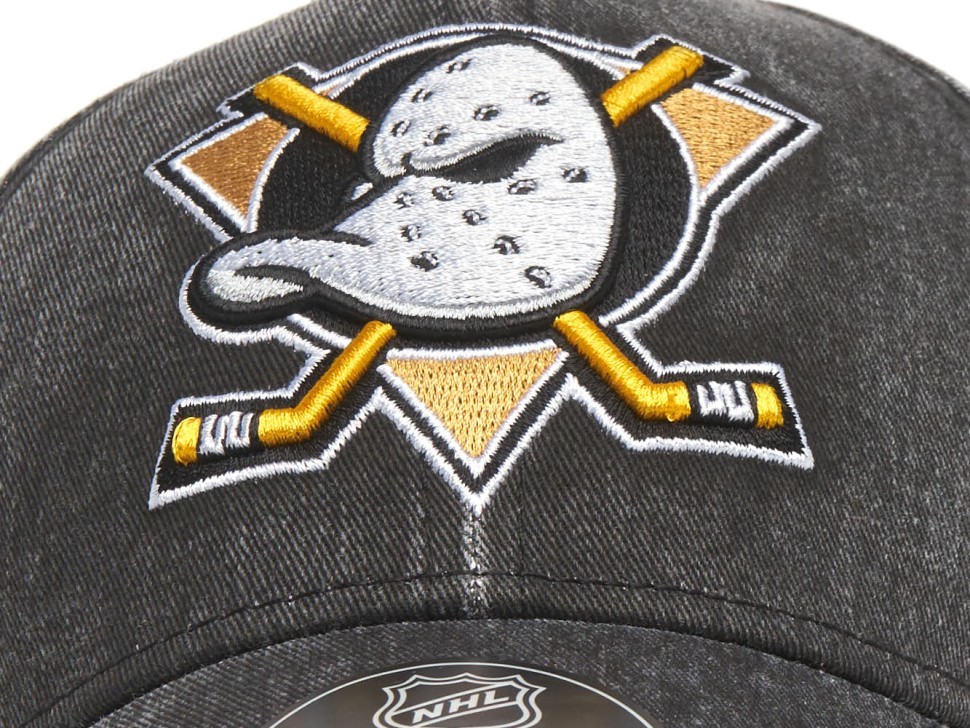 Бейсболка ATRIBUTIKA&CLUB Anaheim Ducks, черн. 31531