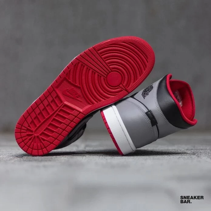 Кроссовки Nike AIR JORDAN 1 MID DQ8426-006