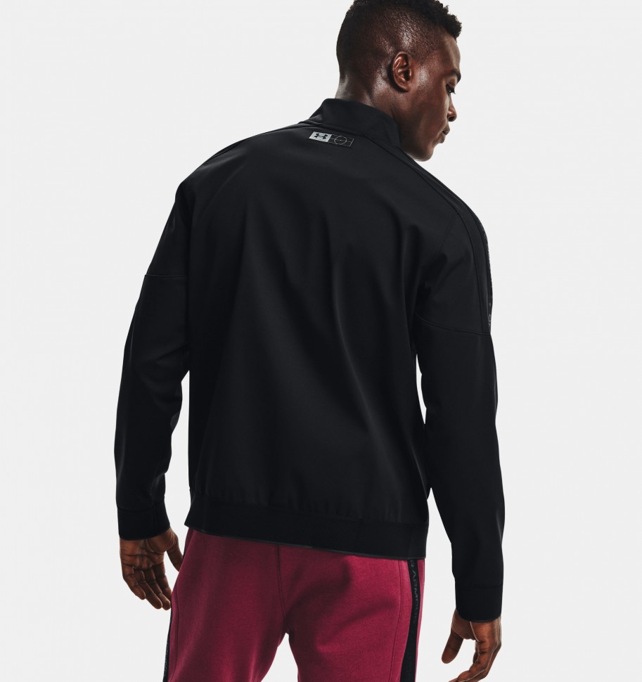 Ветровка Under Armour Accelerate Bomber 1365407-001