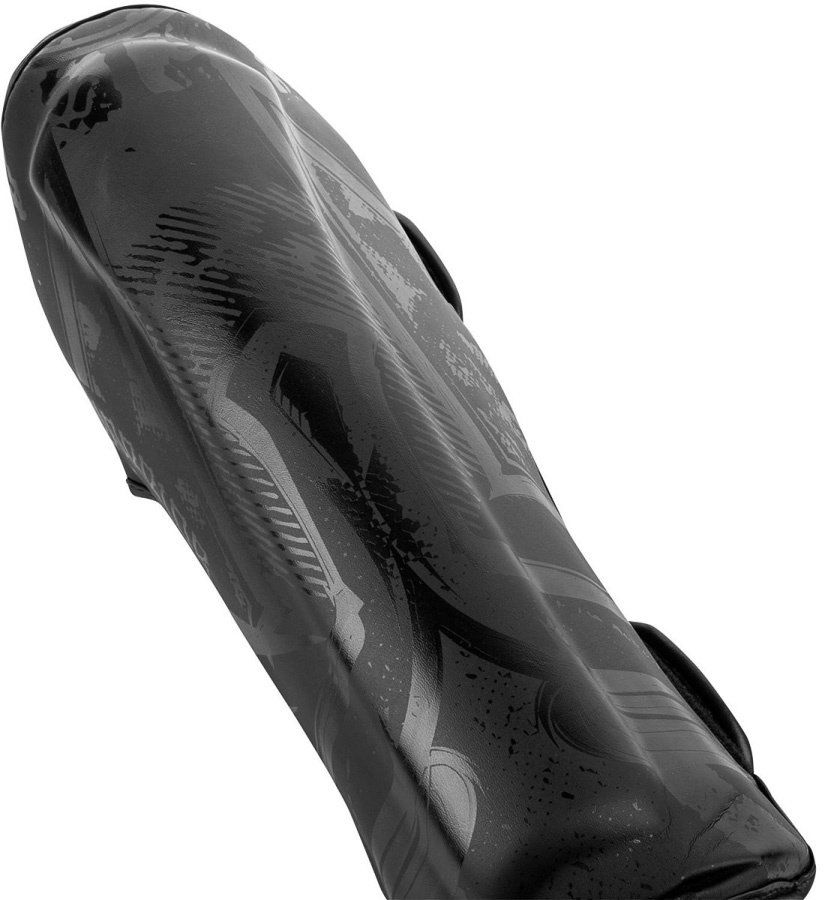 Щитки Venum Gladiator Black/Black 01317