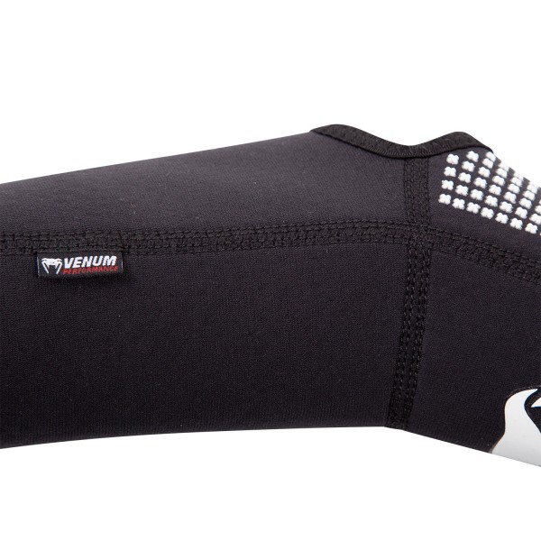 Защита голеностопа Venum Kontact Evo Foot Grips - Black 44992