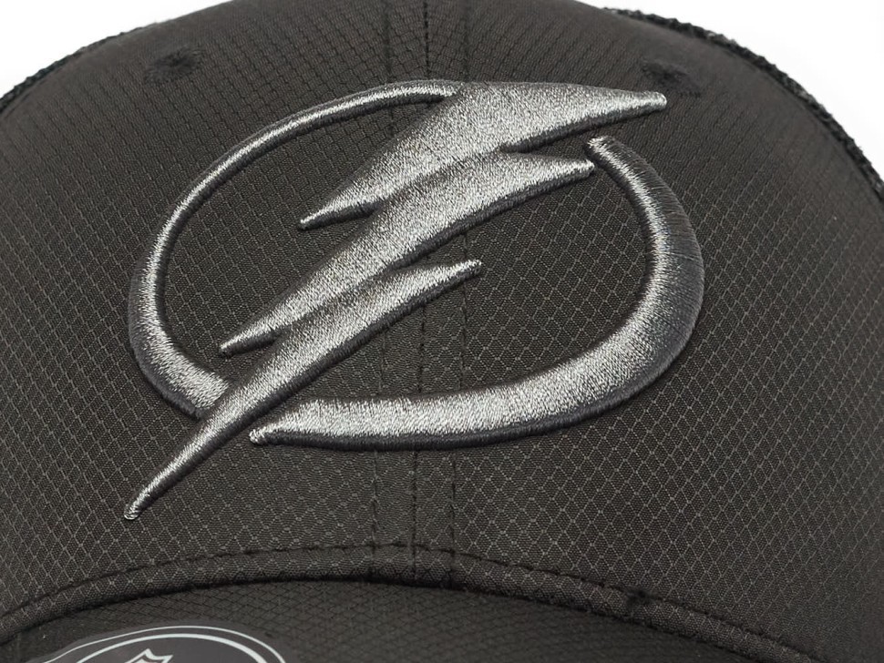 Бейсболка ATRIBUTIKA&CLUB Tampa Bay Lightning, черн. 31741