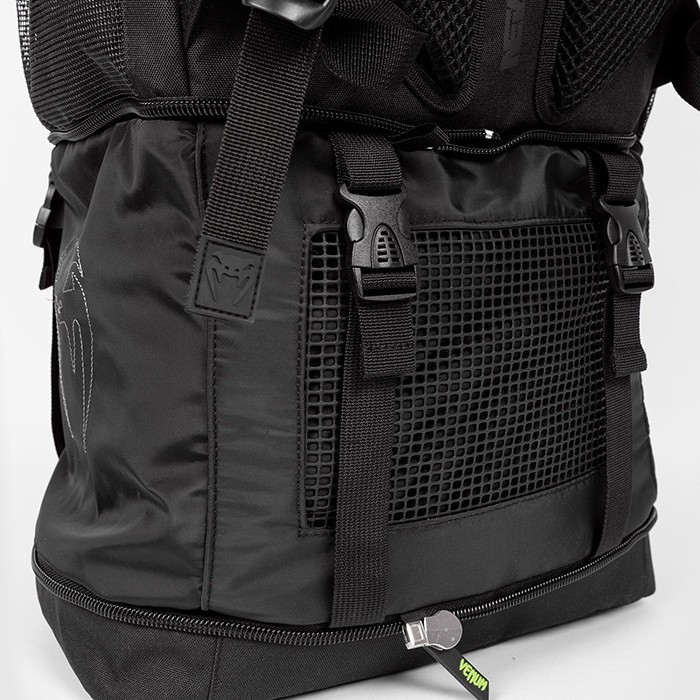 Рюкзак Venum Stripes Xtrem Evo Black 04821