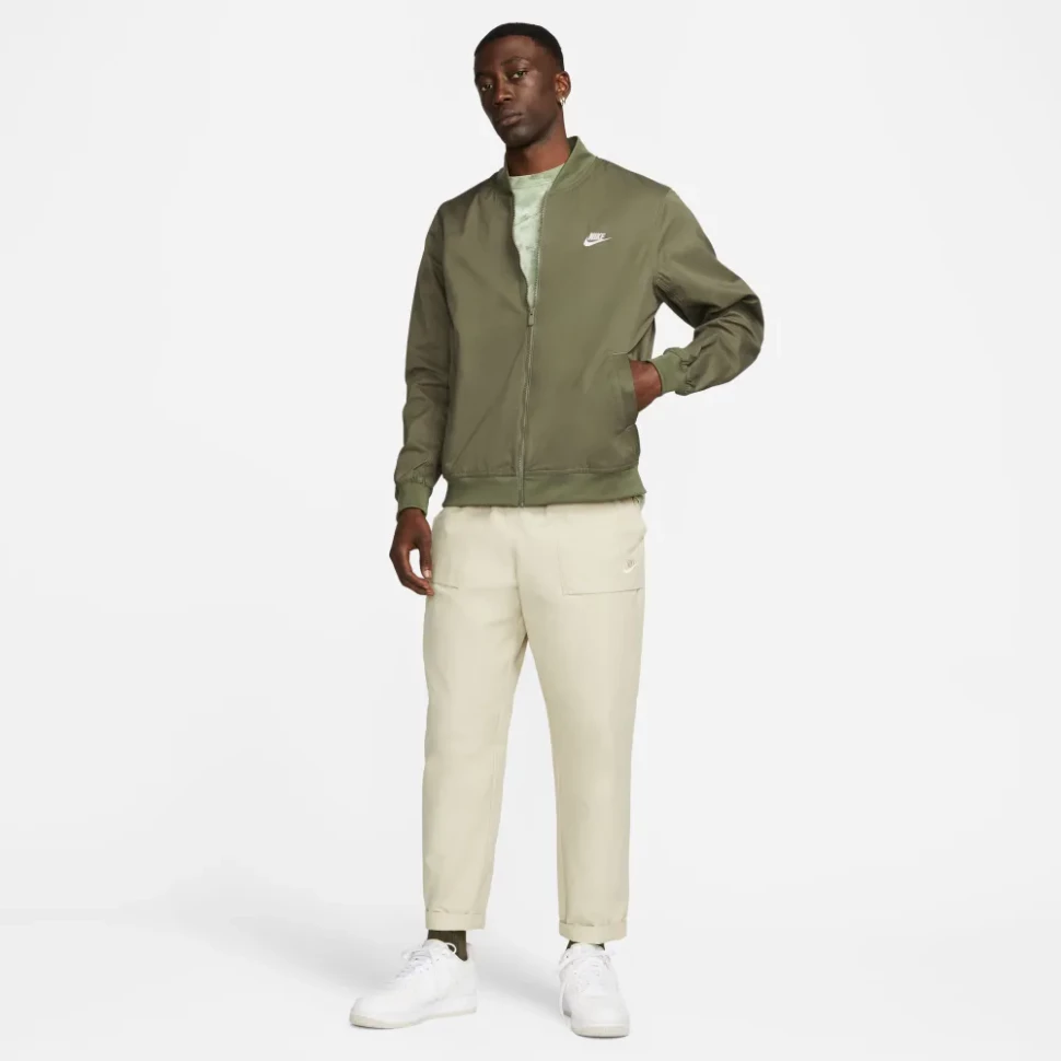 Куртка Nike M Nk Club Wvn Ul Bombr Jkt DM6821-Зеленая