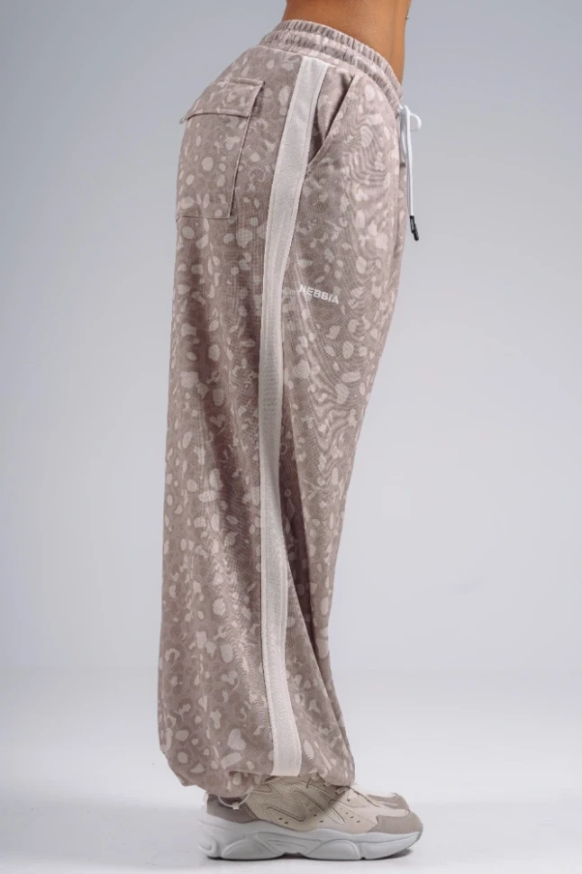 Брюки Nebbia Baggy Leopard Sweatpants PRIMAL 865 Cream