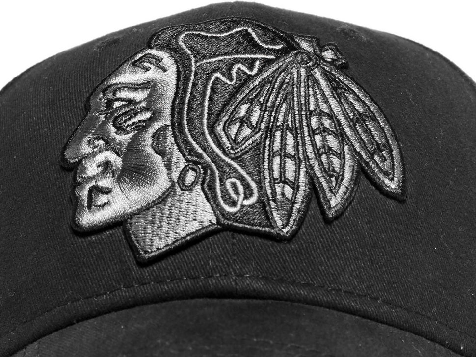 Бейсболка ATRIBUTIKA & CLUB Chicago Blackhawks, черн. 28135