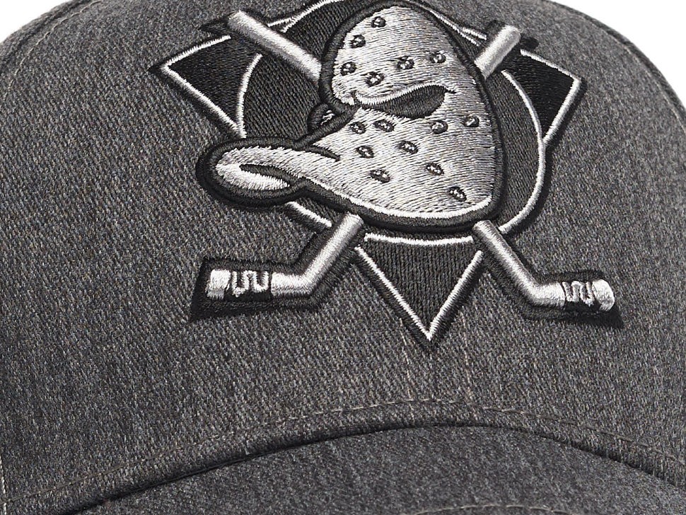 Бейсболка ATRIBUTIKA & CLUB Anaheim Ducks, сер. 31152