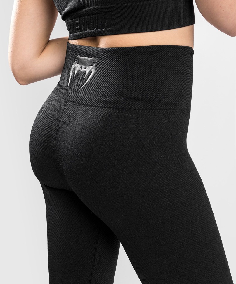 Леггинсы Venum бесшовные Sparring Seamless Leggings Black 7/8 ven04460-001