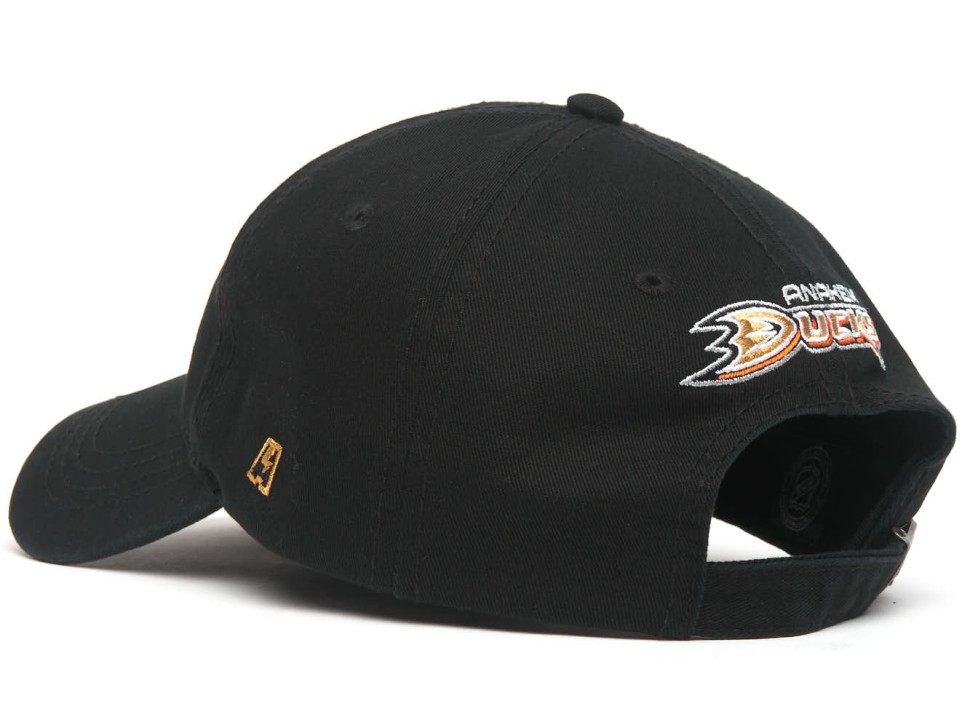 Бейсболка ATRIBUTIKA & CLUB Anaheim Ducks, черн. 31648