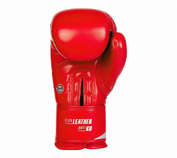 Перчатки боксерские Clinch Olimp C111красные с флагом