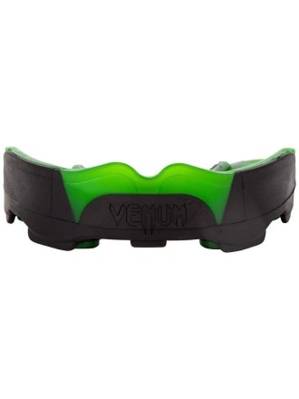 Капа боксерская Venum Predator Black/Green 05761
