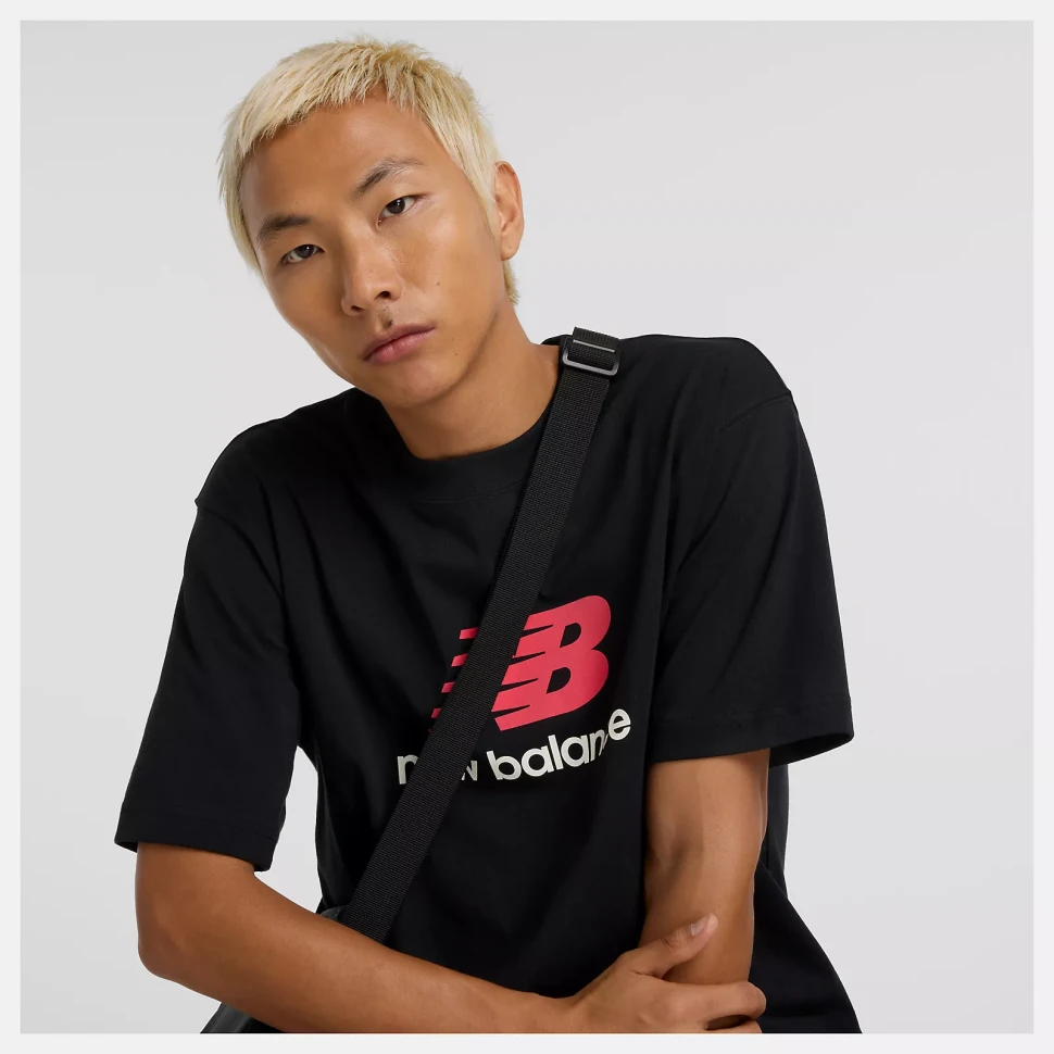 Футболка New Balance Athletics Logo MT51500BK