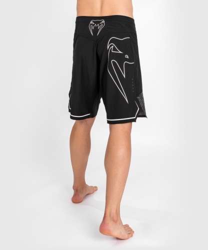 Шорты Venum Fightshorts Light 4.0 Venum - Black/White ven04263-108