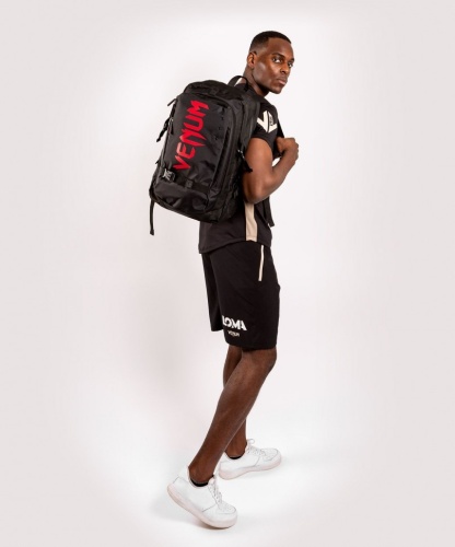 Рюкзак Venum Challenger Pro Evo Black/Red 00691