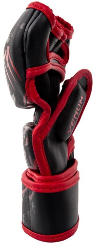 Перчатки ММА Venum Gladiator Black/Red 01321