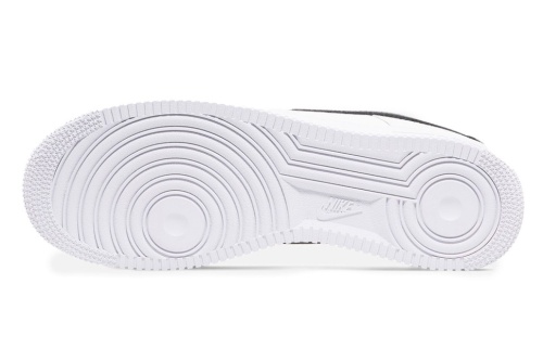 Кроссовки Nike Air Force 1 '07 CT2302-100